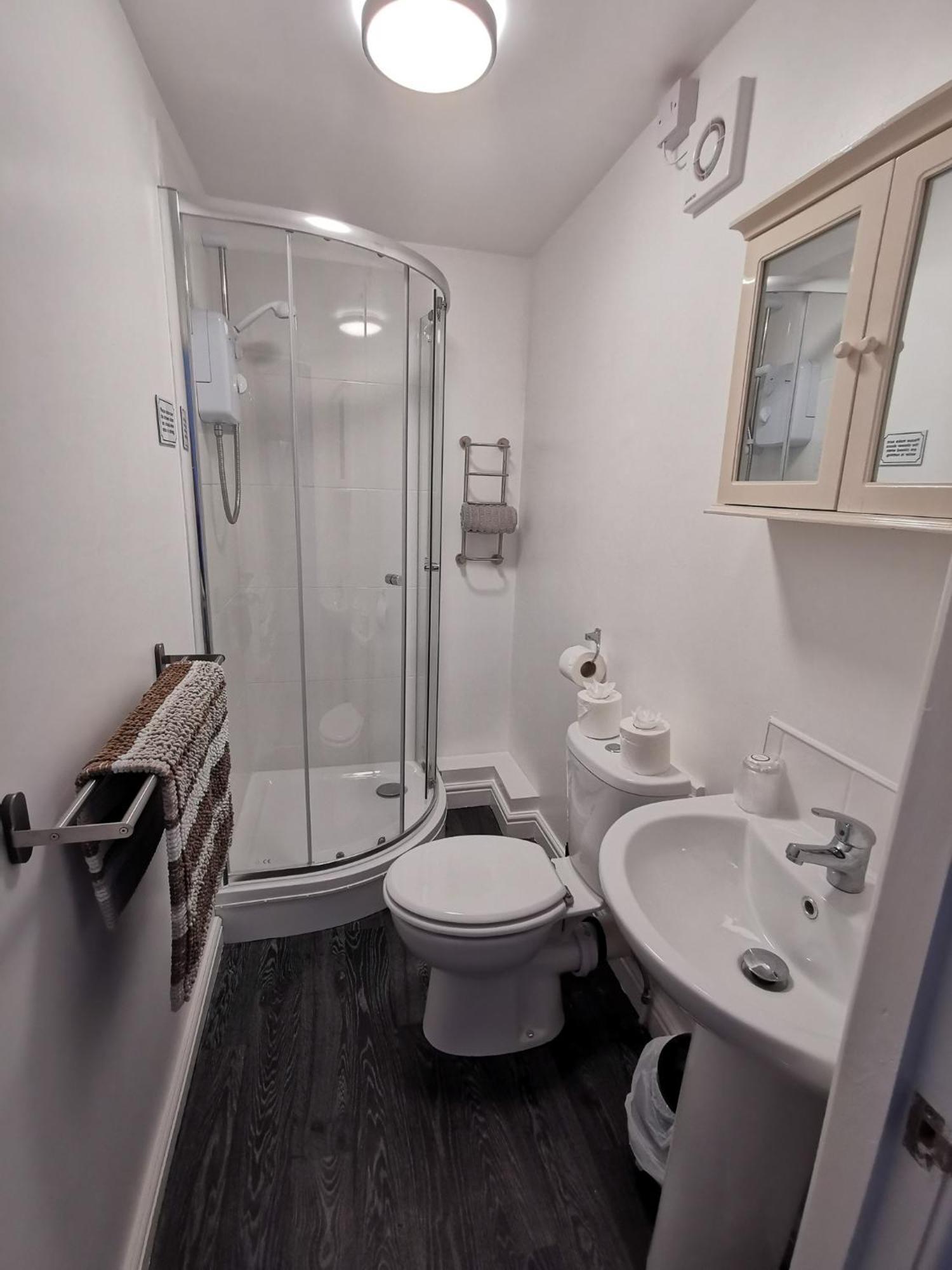 The Ironmaster Bed & Breakfast Broseley Екстериор снимка