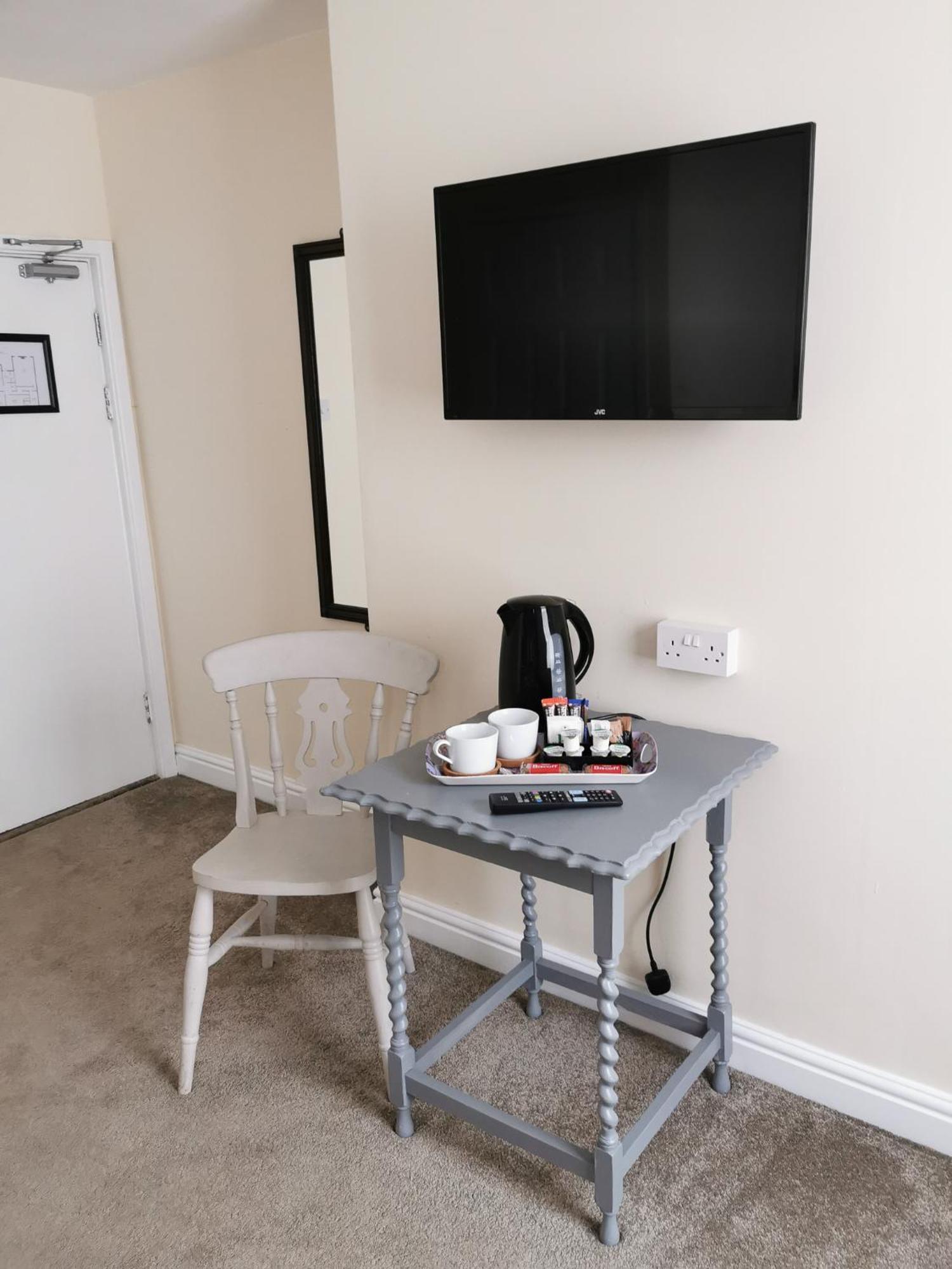The Ironmaster Bed & Breakfast Broseley Екстериор снимка